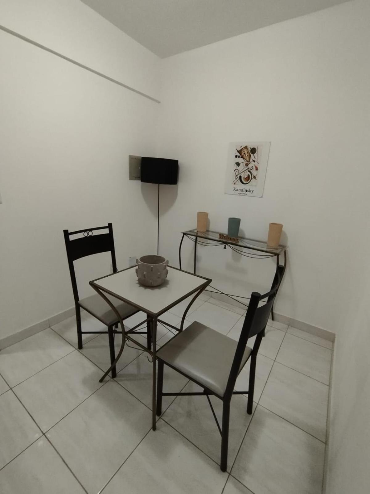 Queen'S Flats, Flat Executivo Proximo A Esplanada E Ao Aeroporto Brasilia Exterior photo